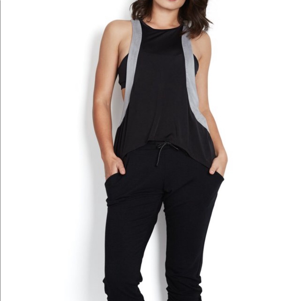 Beloforte Sleeveless Top